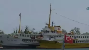 Yolcu Vapuru Belediyenin Başına Dert Oldu
