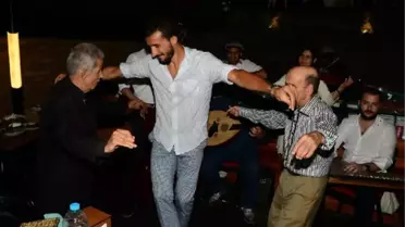Fenerbahçeli Futbolcu Ziynet Sali ile Vokal Yaptı, Misket Oynadı