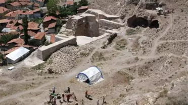 Tokat Kalesi'nde Restorasyon Çalışması