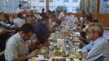Bozüyük Minibüsçüler Derneği'nden İftar Yemeği