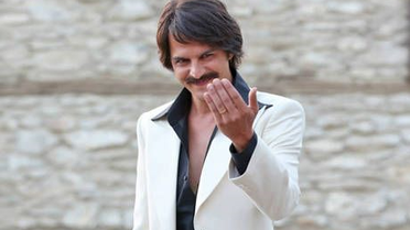 Mehmet Günsür, Yeni Filmi İçin İmaj Değiştirdi