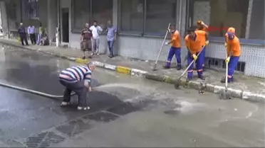 Bağcılarda Dere Taştı, Evler Sular Altında Kaldı