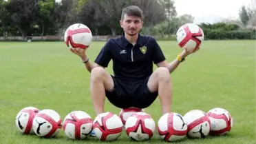 Arsenal'in Kapısından Döndü