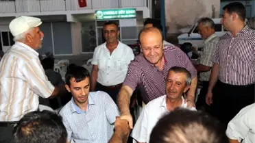 Başkan Özakcan, Vatandaşla İftar Sofrasında Buluşuyor