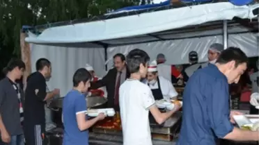 Palandöken Belediyesi'nden Erzimder'e İftar