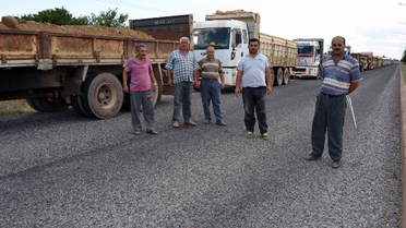 Tır Şoförleri Kayseri-Adana Karayolunu Trafiğe Kapattı