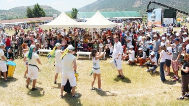 Dünya Selçuk'ta Buluşacak