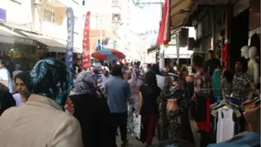 Diyarbakır'da Alışveriş Yoğunluğu