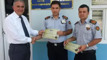 Antalya'da Hırsızlık Zanlısını Yakalayan Personele Teşekkürname