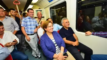 İzmir'de Metro Bayramı