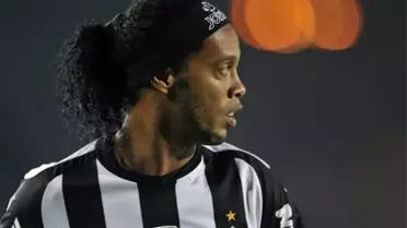 Ronaldinho Kovuldu!