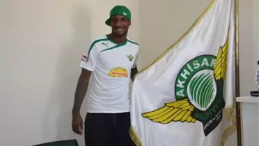 Akhisar Belediyespor 2 Oyuncuya İmza Attırdı