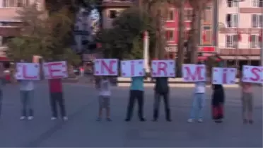 Bandırma'da İnfaz Koruma Memurundan Sürpriz Evlenme Teklifi