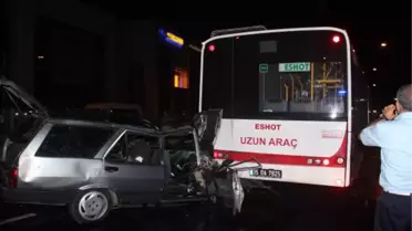 Otomobil, Otobüse Arkadan Çarptı: 3 Yaralı (2)