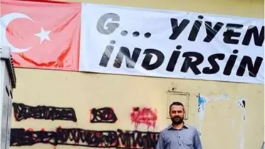 Bayrak İndirme Protestosuna Polis Müdahalesi