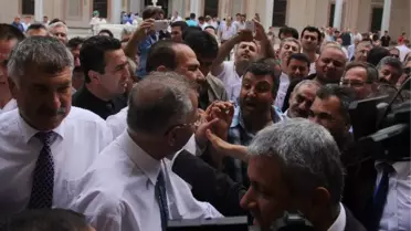 İhsanoğlu'na 'Darbe' Tepkisi