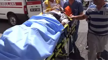 Otomobil devrildi: 6 yaralı -