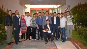 İlkadım Belediye Başkanı Tok'a Doğum Günü Sürprizi