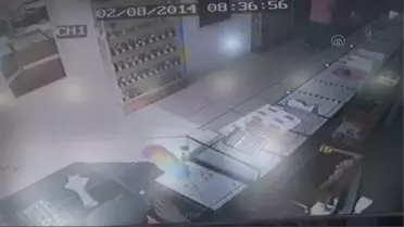 Kocaeli'de Silahlı Kuyumcu Soygunu