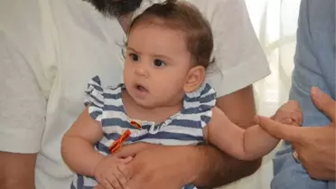 5 Aylık Şevval'in, İlk Bayram Harçlığını Başbakan'a Bağışladılar