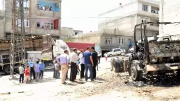 2 Kamyon Birden Alev Aldı