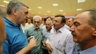 Gece Gündüz Milletimiz İçin Çalışıyoruz