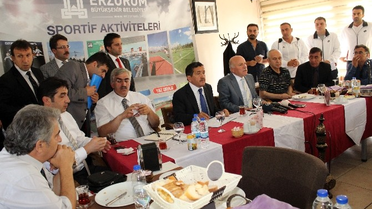 Sekmen: 'Erzurum'da Değişim Sürüyor'