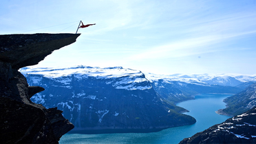 Uçurum Kenarında Ölümle Dans Etti