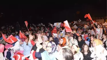 Uğur Işılak'tan Muhteşem Konser