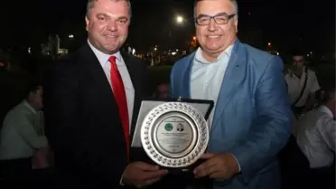 Balyemez'den, Kesimoğlu'na Sürpriz Plaket