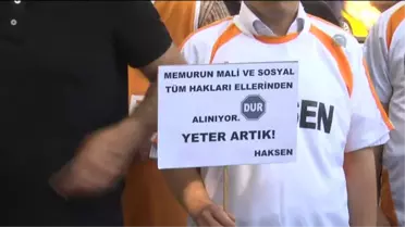 Memurlar, Maaş Bordrosunu Yiyerek Sıradışı Bir Eylem Yaptı