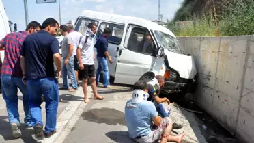 Manisa'da Trafik Kazası: 6 Yaralı