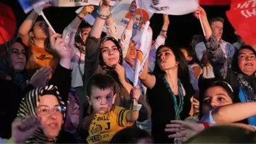 Kasımpaşa, Erdoğan İçin Sokağa Döküldü