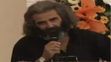 Ali Tunçay Ozan Ali Şiir Sunumu ve Konuşması Edebiyat Galerisi