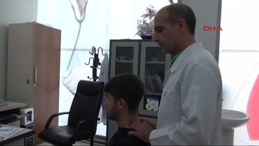 Doktor, Hastalarını Bioenerjiyle İyileştirdiğini İddia Etti