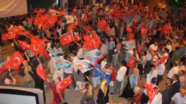Karabüklüler, Erdoğan'ın Zaferini Kutladı