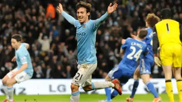 David Silva Manchester City ile Kontratını 2019'a Kadar Uzattı