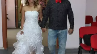 Evlat Hasreti Nikah Masasına Oturttu