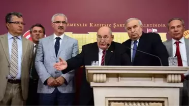 CHP'li Eski Vekiller Yayınladıkları Bildiriyle Kılıçdaroğlu'nu İstifaya Çağırdı