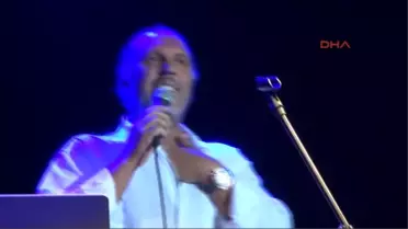 Fatih Erkoç ve Kerem Görsev ile Caz Keyfi