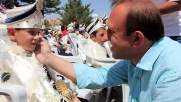 Büyükşehir'in 'Sünnet Şöleni' Başladı
