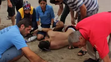 Can Kurtaranlar 2 Genci Karadeniz'in Azgın Sularından Kurtardı