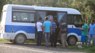 Orhangazi'de Motosiklet Minibüse Çarptı: 2 Yaralı