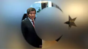 Türkiye'nin Yeni Başbakanı ve AK Parti'nin Genel Başkanı Davutoğlu Oldu