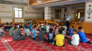 Kuran Kursu Gören Çocuklara Trafik Eğitimi