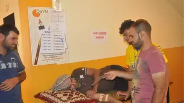 Işid'den Kaçan Yezidiler Okullara Sığındı