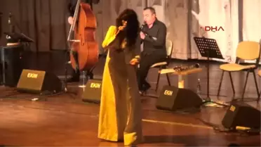 İsrailli Sanatçı Yasmin Levy, İzmir'i Coşturdu
