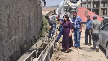 Yüksekova'da Yol Çalışmaları