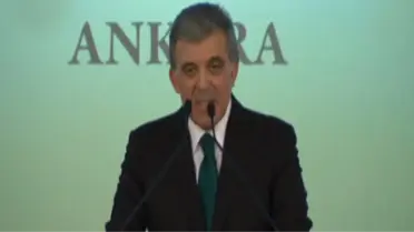 Abdullah Gül Görevi Devretti, Eşine Özel Teşekkür Etti