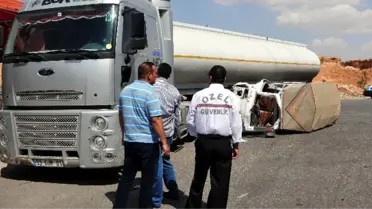 Gaziantep'te Trafik Kazası: 3 Yaralı